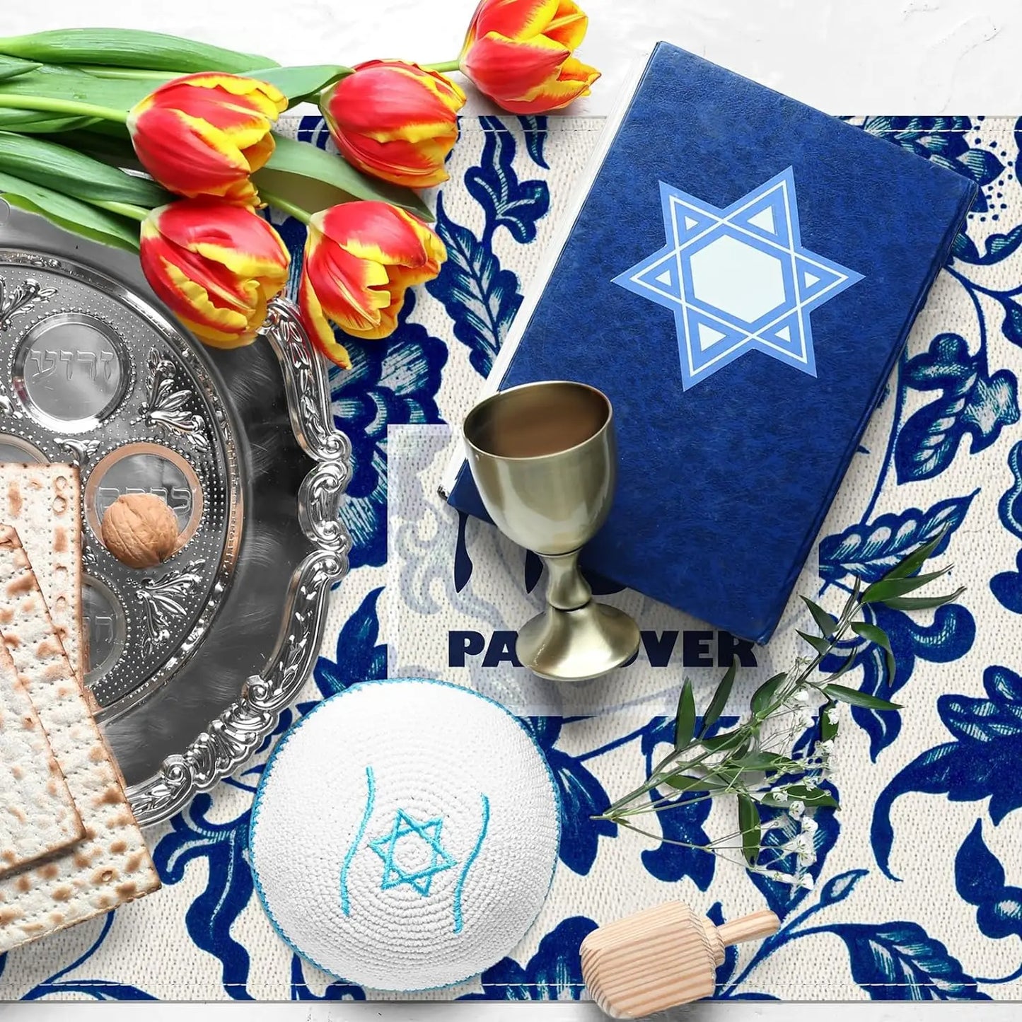 מפית לפסח בעיצוב פרחוני מסורתי