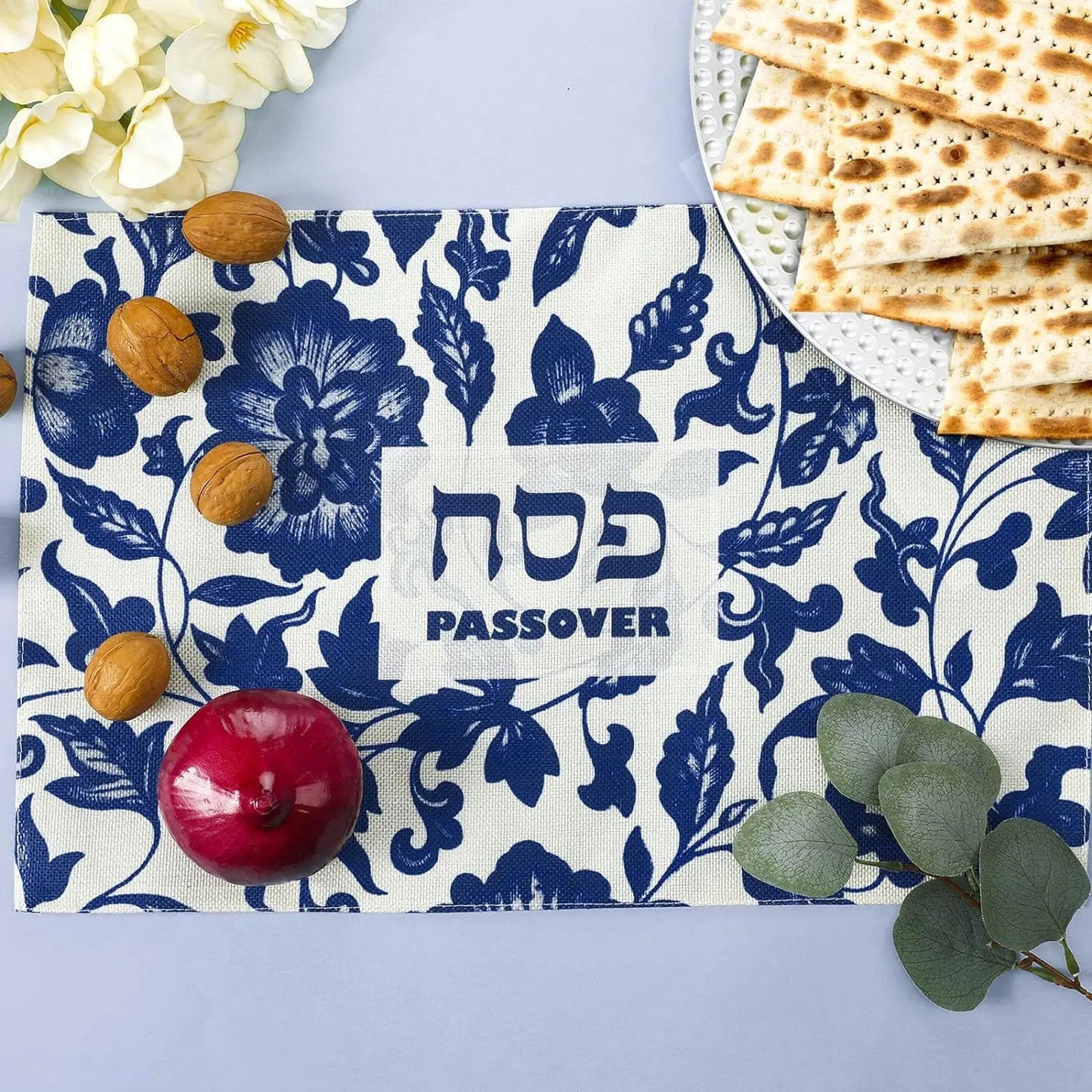 מפית לפסח בעיצוב פרחוני מסורתי